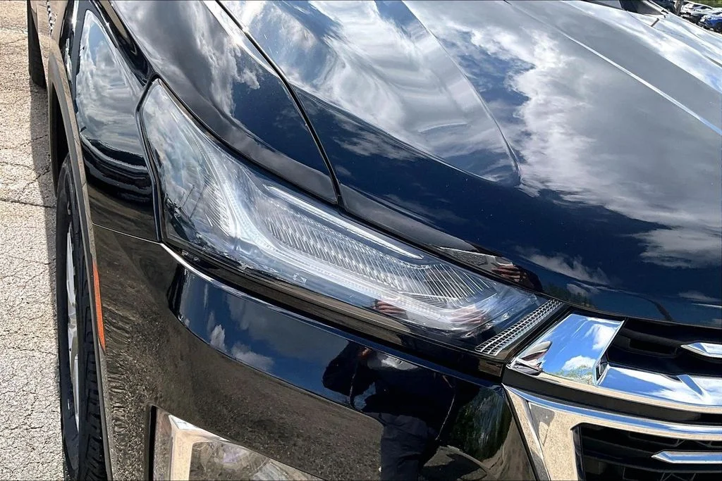 Used 2023 Black Chevrolet LT image 34