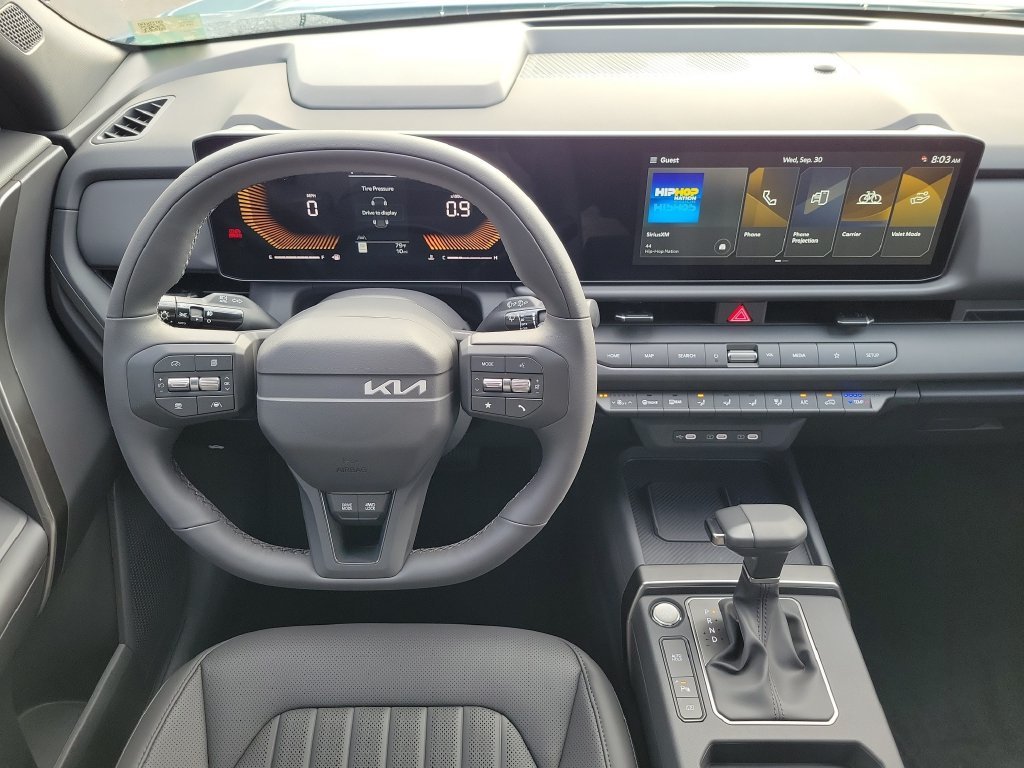 New 2027 Frost Blue / Black Roof Kia X-Line S image 18