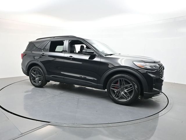 New 2026 Agate Black Metallic Ford ST image 1