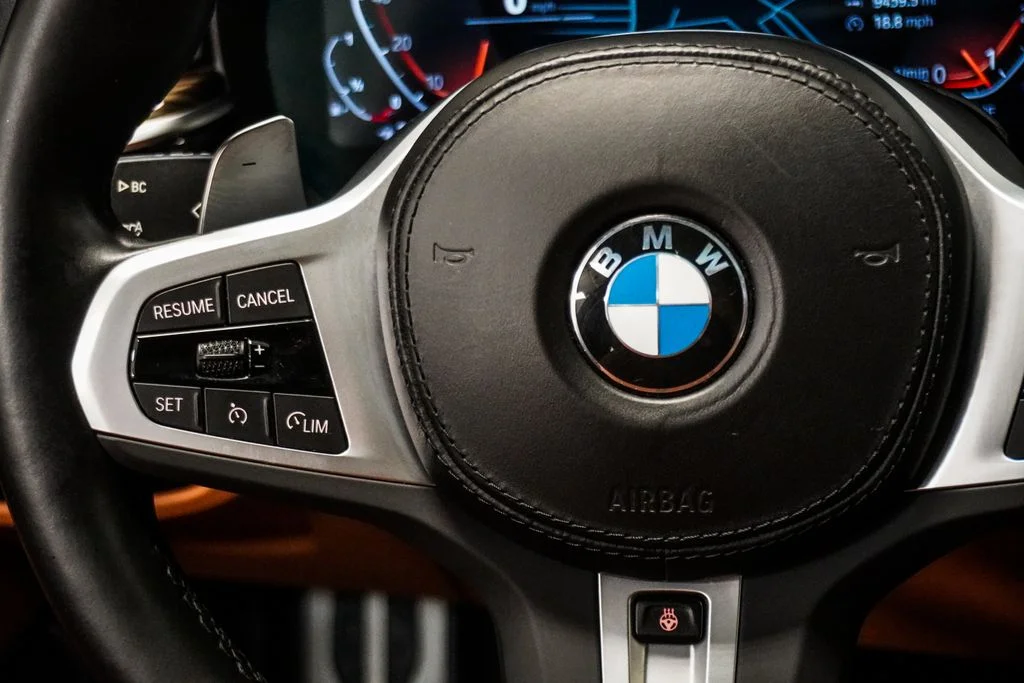 Used 2023 White BMW 530i xDrive image 16