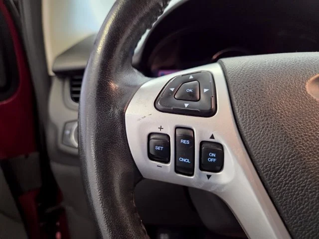 Used 2013 Red Ford SEL image 25