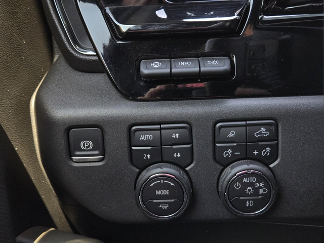 Used 2025 Black Chevrolet ZR2 image 18