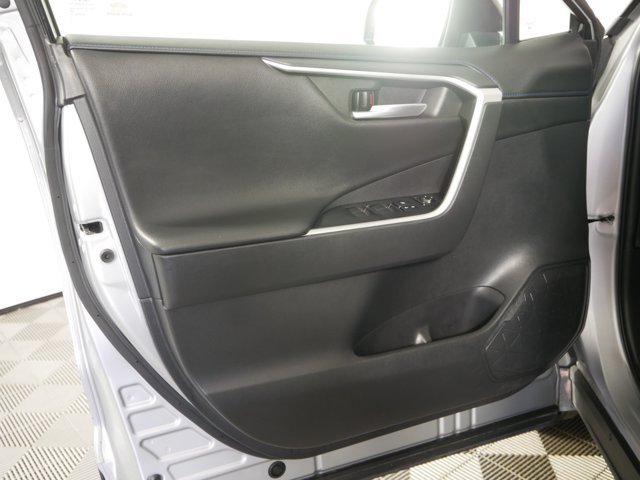 Certified Used 2021 Silver Sky Metallic/Midnight Black Metallic Toyota Hybrid XSE w/ Technology Pkg & Weather Pkg image 8