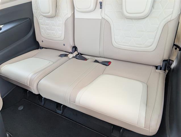 New 2026 Everest White TriCoat Nissan Platinum Reserve image 31