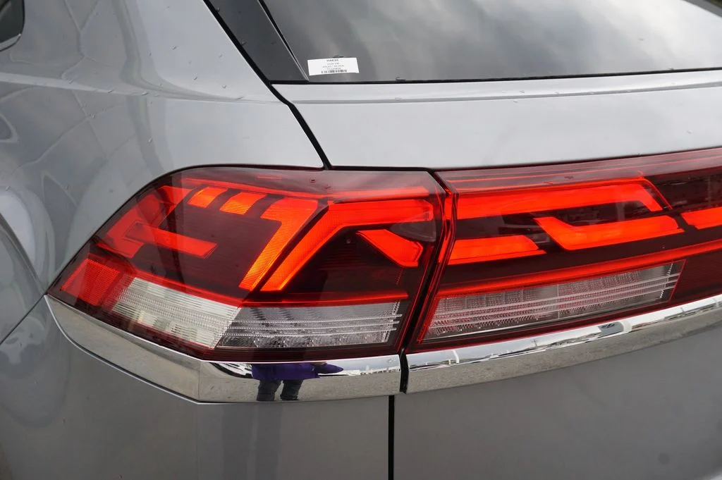 New 2026 Silver Volkswagen 2.0T SE image 31