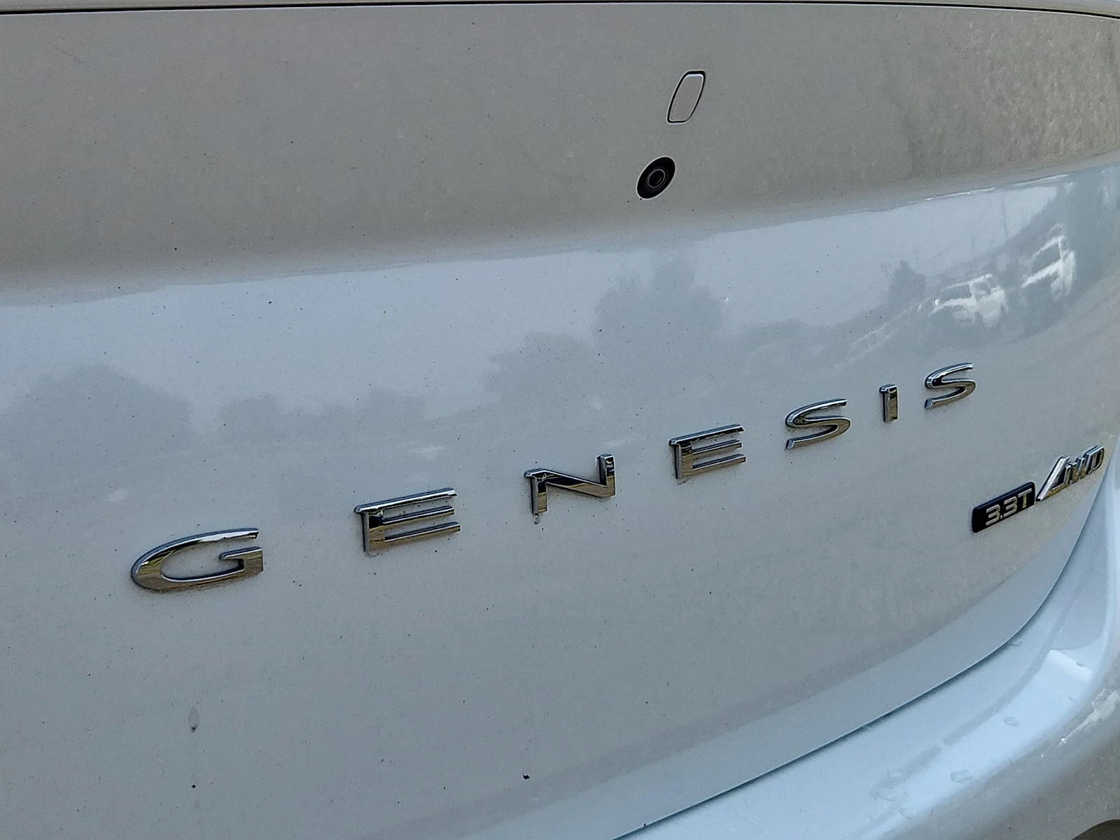 Used 2022 White Genesis 3.3T image 30