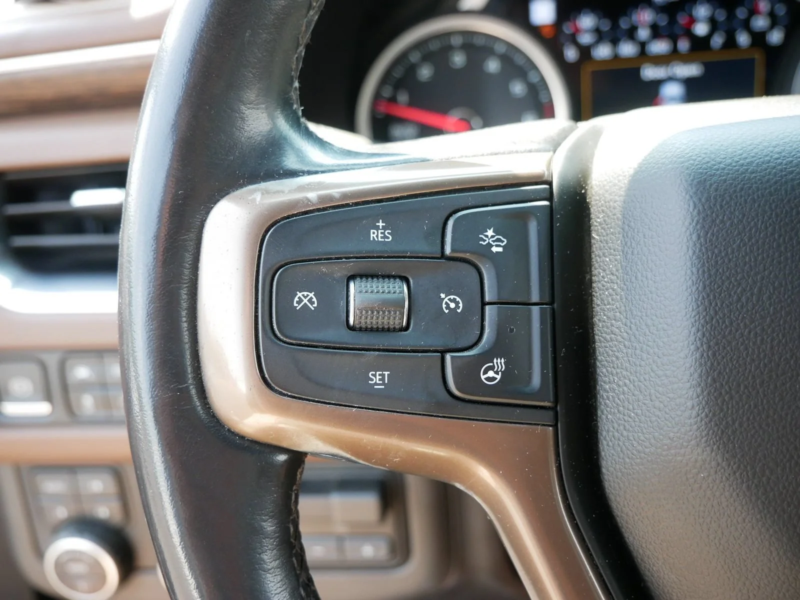 Used 2021 Black Chevrolet High Country image 26