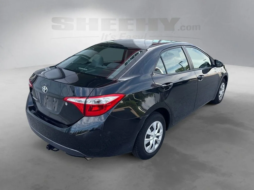 Used 2016 Black Toyota L image 15