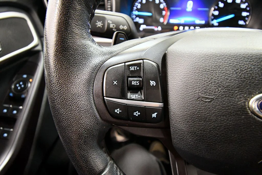 Used 2020 Silver Ford XLT image 20