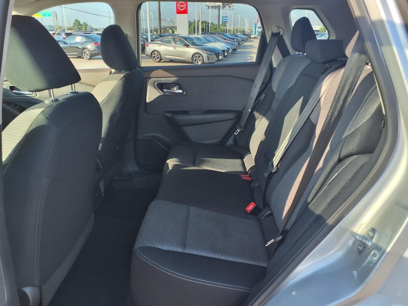 2023 Nissan Rogue SV Silver at Robbins Nissan