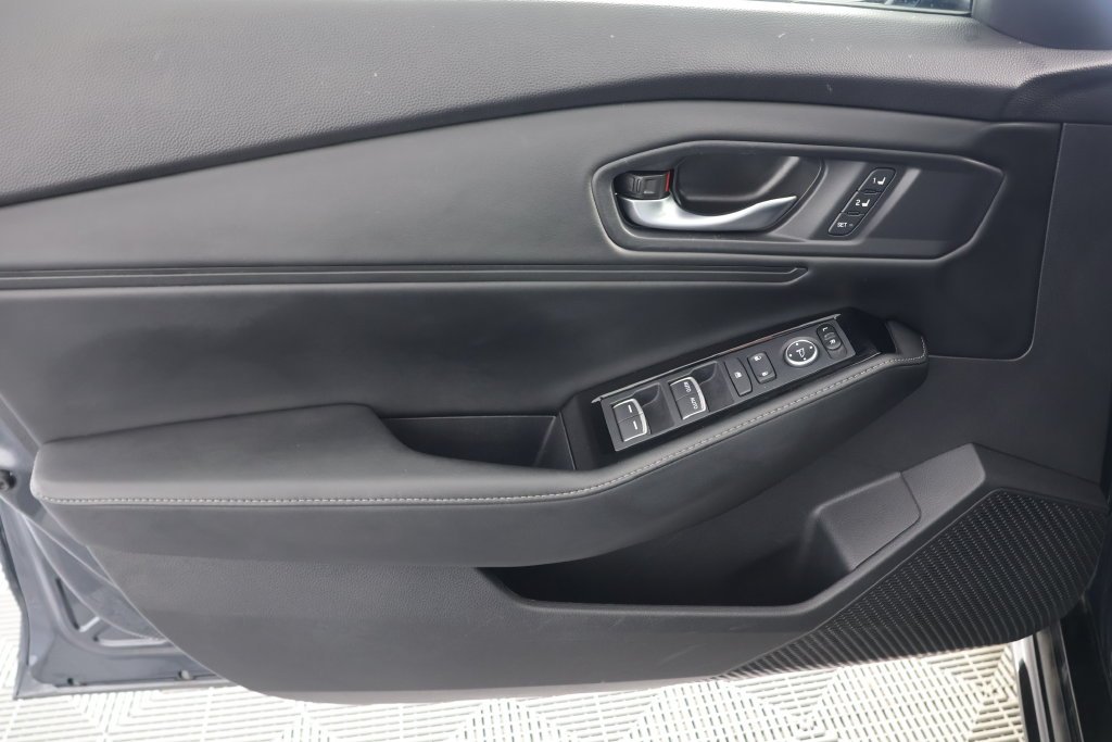 Used 2024  Honda Touring image 26