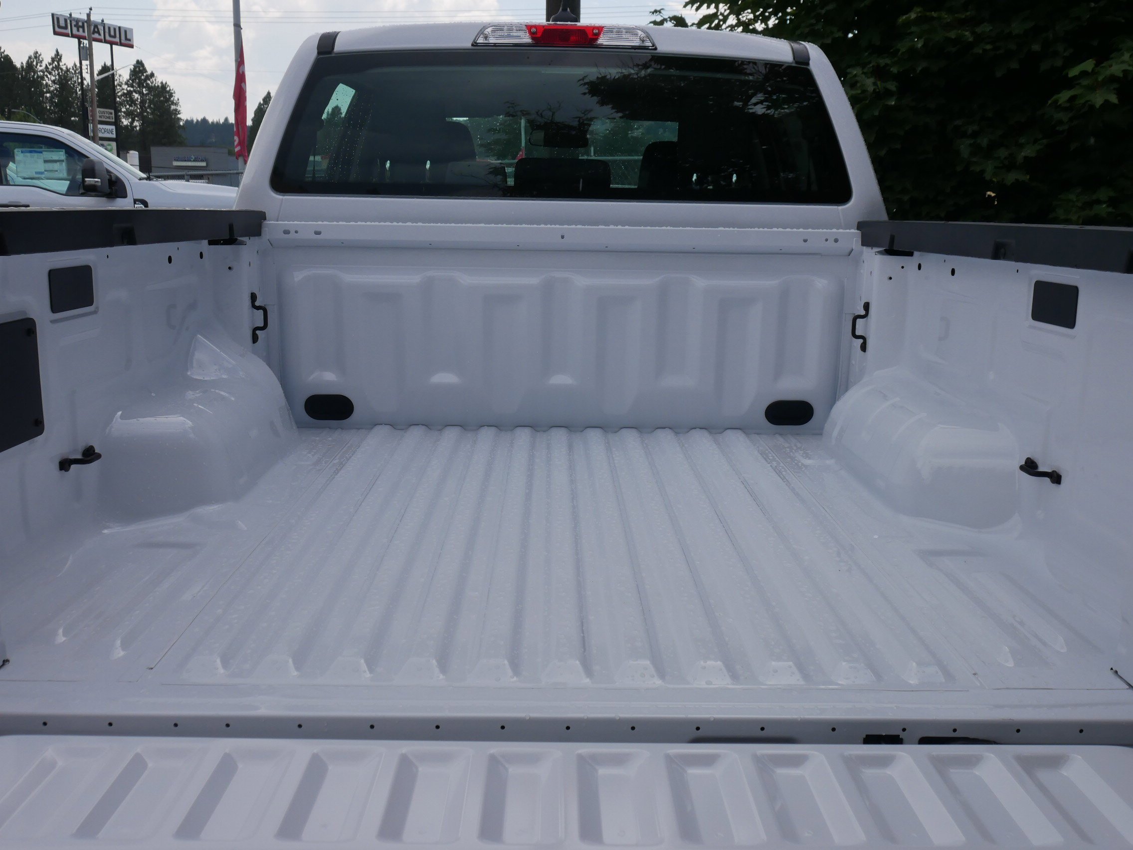 New 2025 Oxford White Ford XL image 21