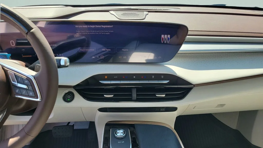 New 2026 Ebony Twilight Metallic Buick Avenir image 21