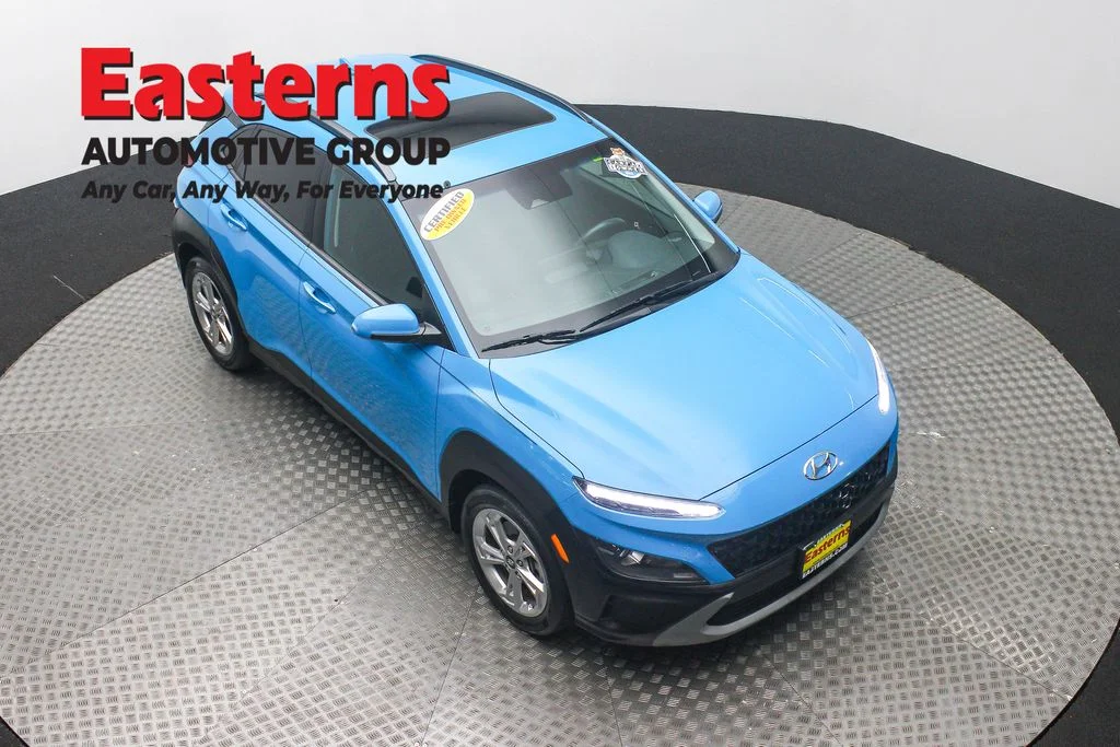 Used 2022 Teal Hyundai SEL image 3
