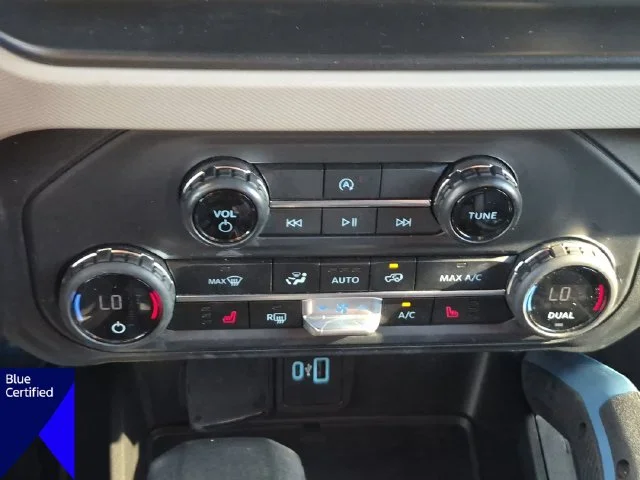 Used 2023 Gray Ford Wildtrak image 24