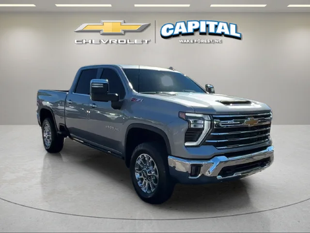 Used 2025 Gray Chevrolet LTZ image 7