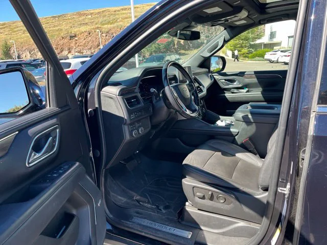 Used 2023 Midnight Blue Metallic Chevrolet LT image 18