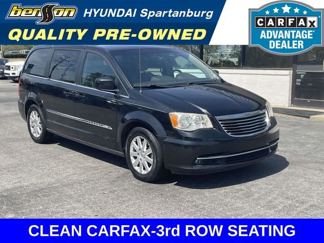 2013 Chrysler Town & Country Touring