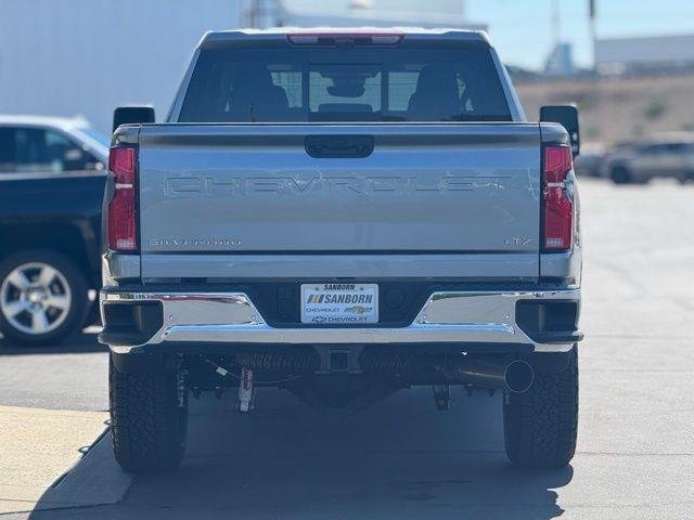 2025 Chevrolet Silverado 3500 HD LTZ - Photo 4