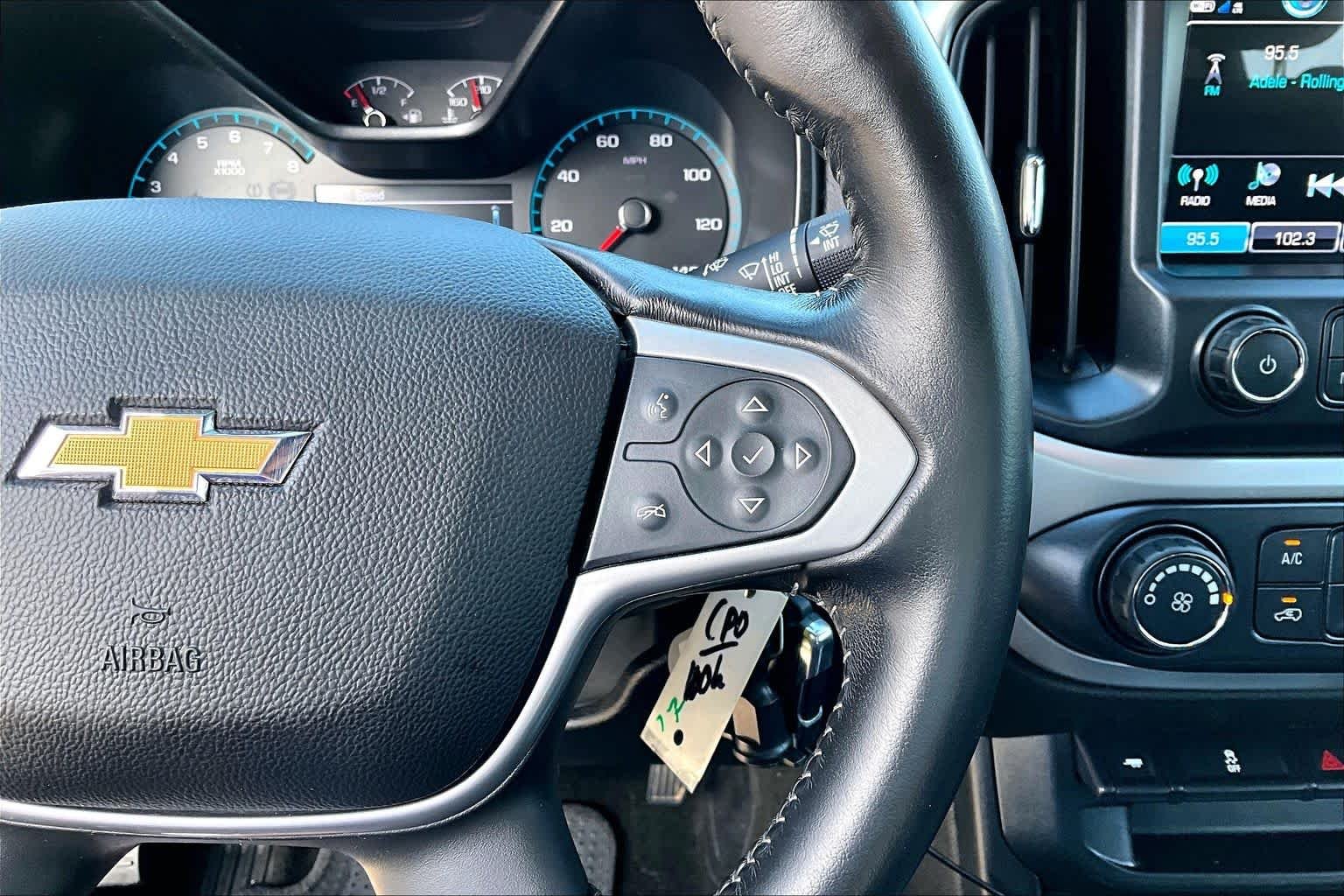 Used 2018 Kinetic Blue Chevrolet 2WD LT image 27