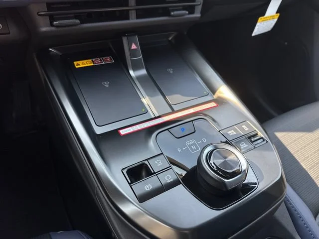 New 2026 MIDNIGHT TIDE MICA, TWO TO Subaru Touring XT image 28