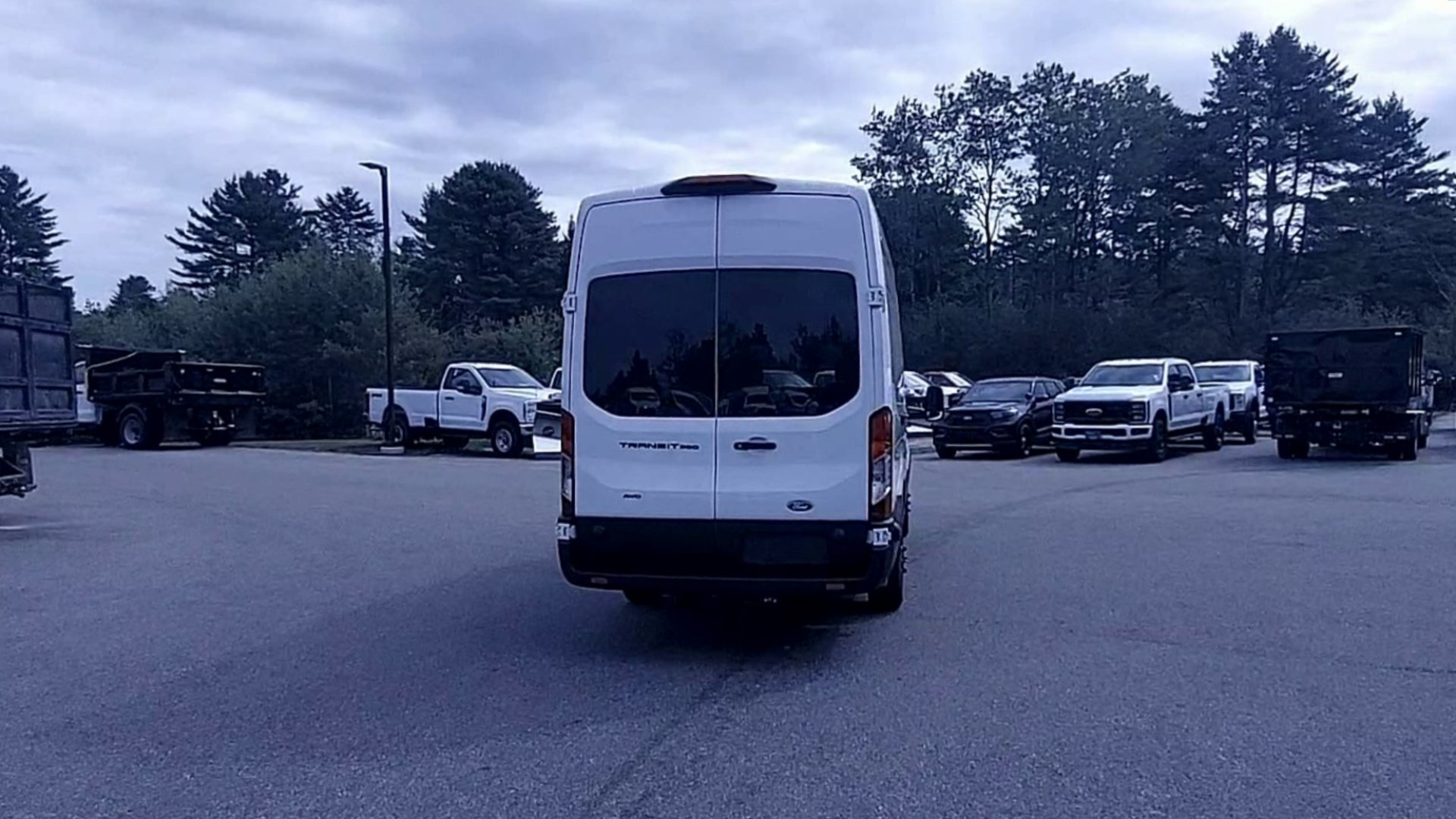 New 2026 Oxford White Ford Cargo Van image 20