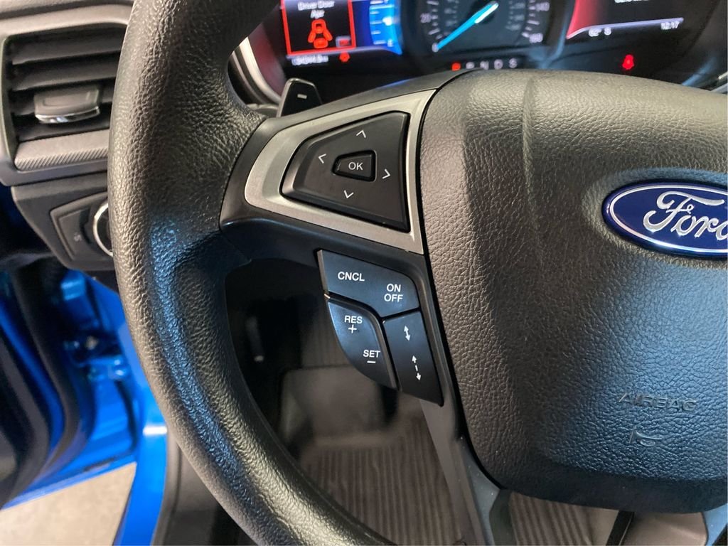 Used 2020 Blue Ford SE image 14