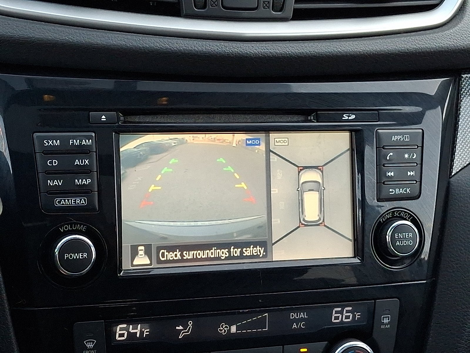 Used 2014 Gun Metallic Nissan SL image 18