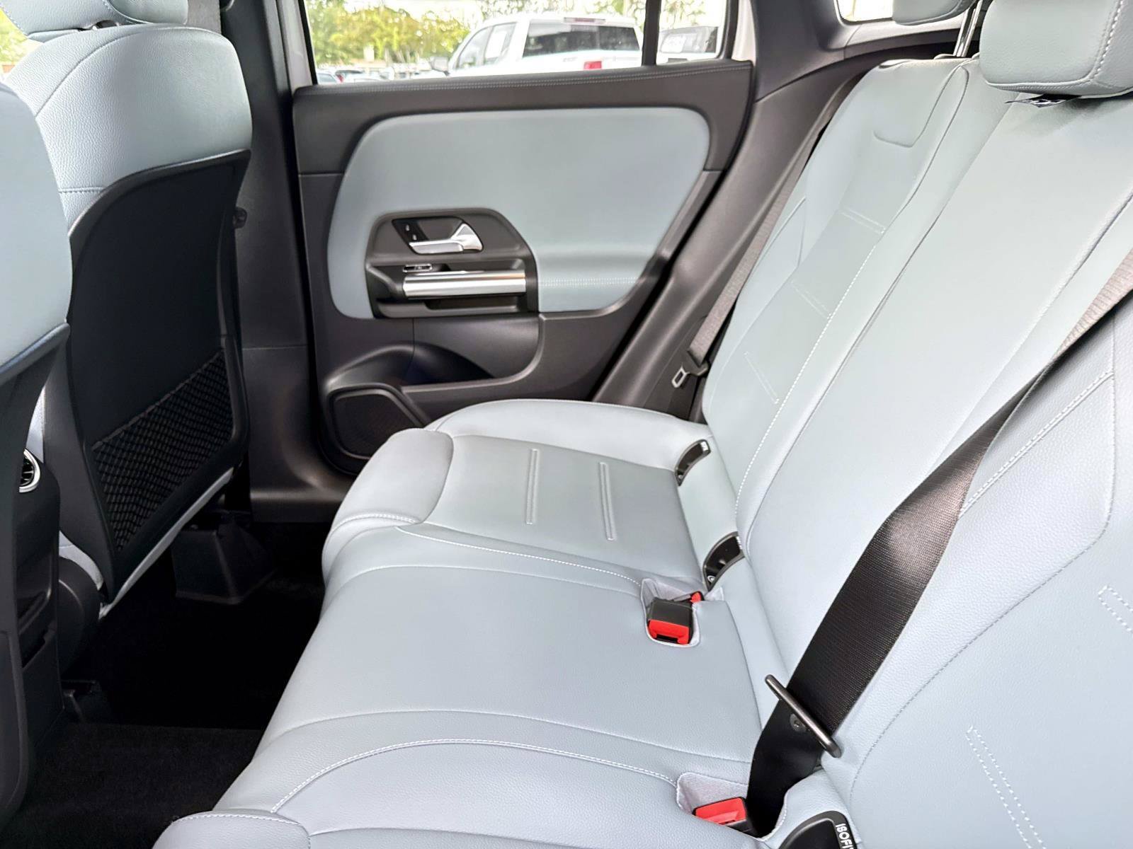 New 2026 Polar White Mercedes-Benz 250 4MATIC® SUV image 14