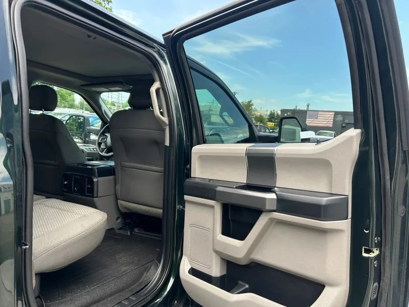 Used 2016 Green Ford XLT Pickup 4D 5 1/2 ft image 23