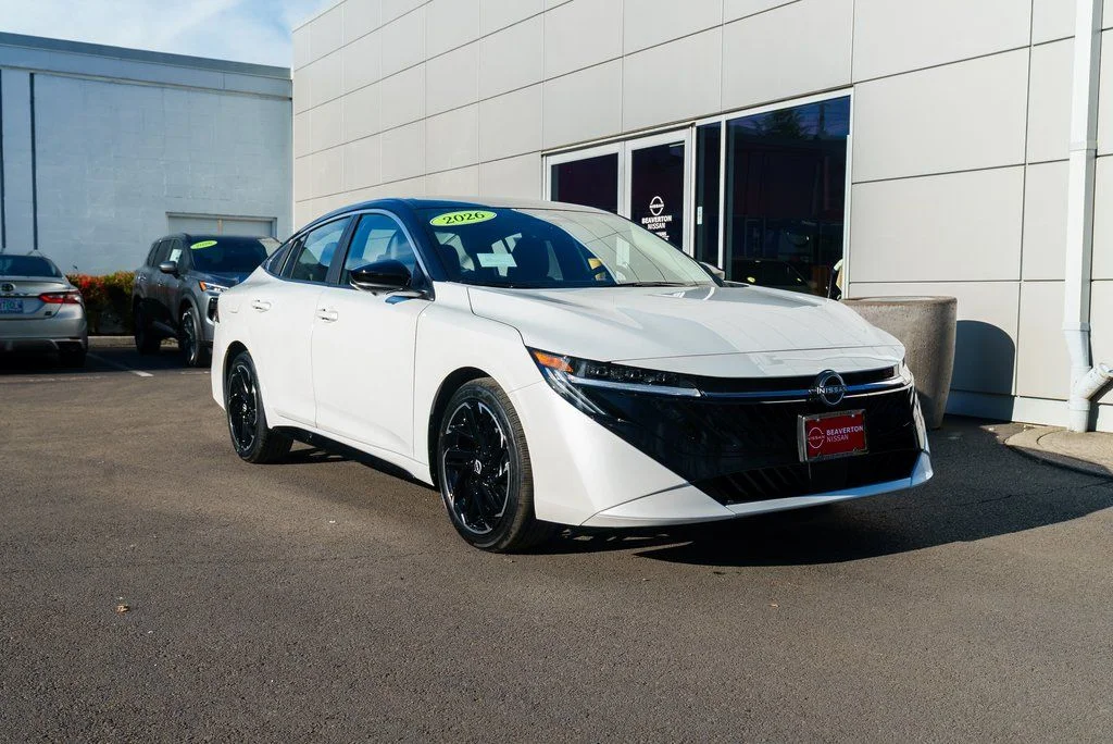 New 2026 Aspen White TriCoat / Super Black Two-tone Nissan SR image 28