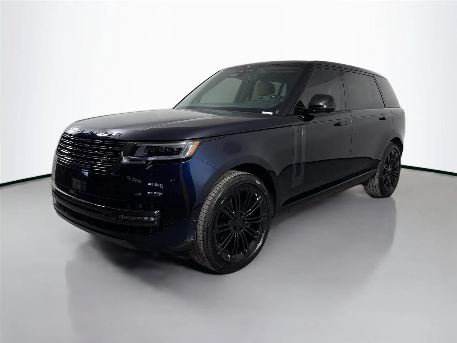 2026 Land Rover Range Rover 3.0 SE LWB 7's photo