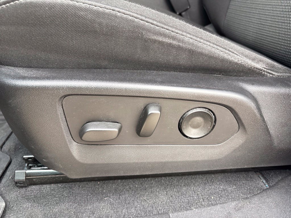 Used 2023 Sterling Gray Metallic Chevrolet LT image 13