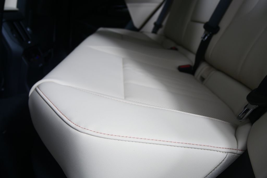 Used 2026 Alpine White BMW 30 xDrive image 13