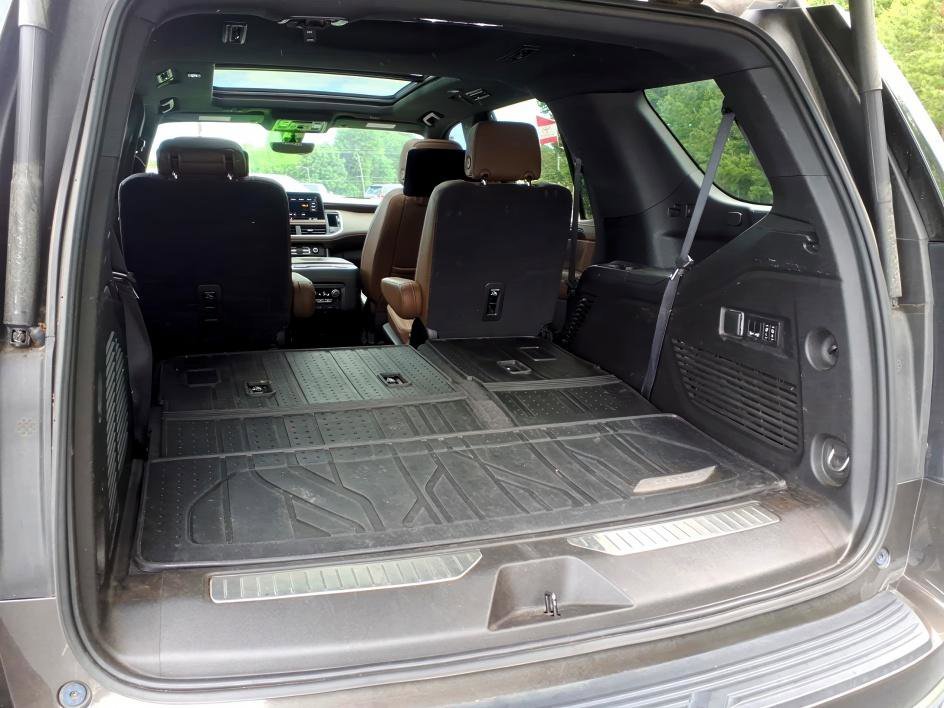 Used 2021 Graywood Metallic Chevrolet High Country image 5