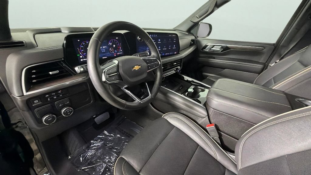 Certified Used 2025 Black Chevrolet Premier image 18
