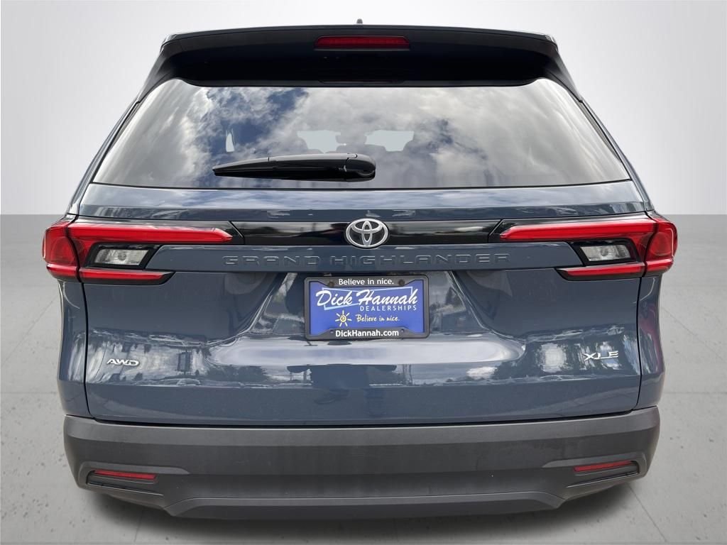 Used 2024 White Toyota XLE image 6