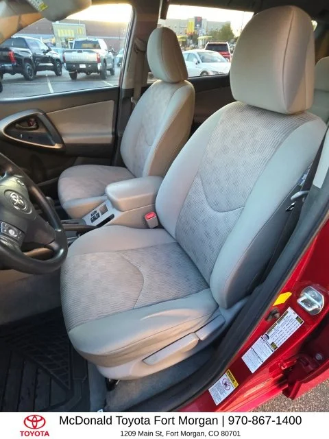 Used 2012 Red Toyota Base image 12