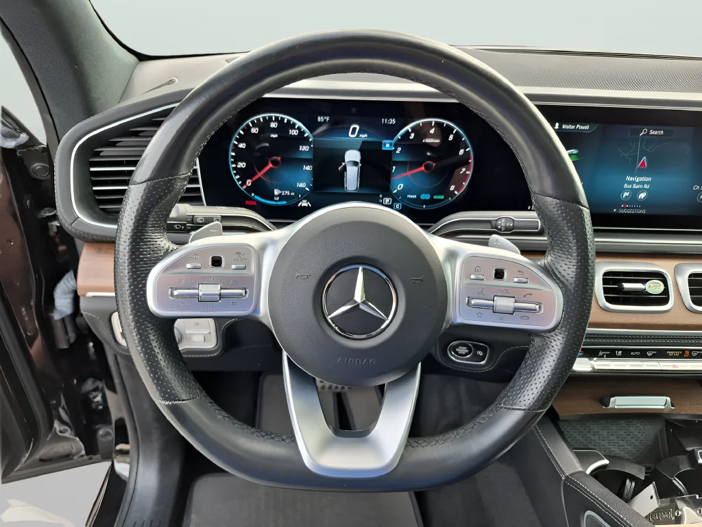 Used 2021  Mercedes-Benz GLS 580 image 20