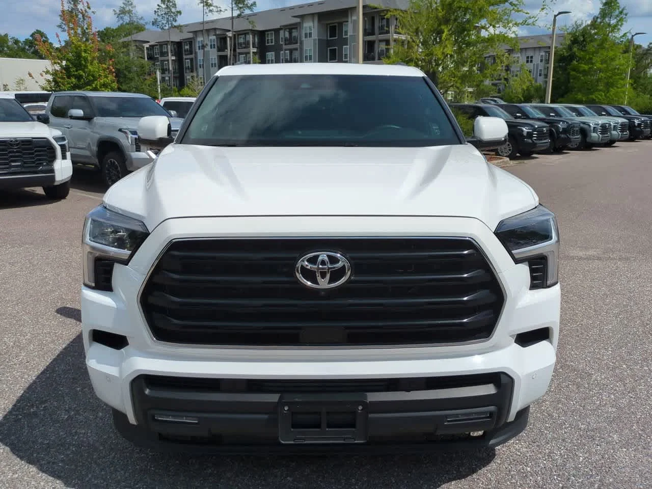 Certified Used 2025 Ice Cap Toyota SR5 image 9