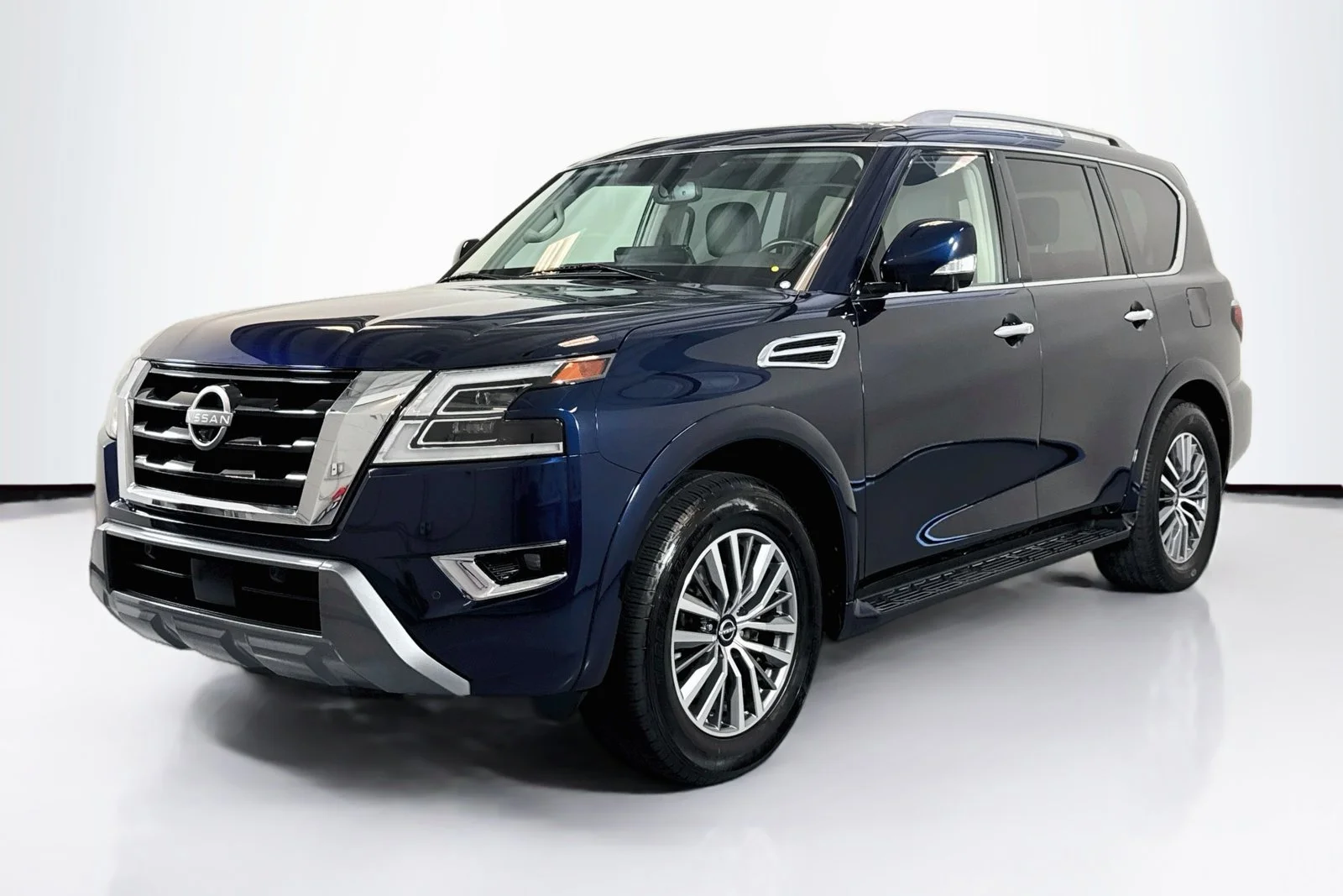 Used 2024 Hermosa Blue Pearl Nissan SL image 1