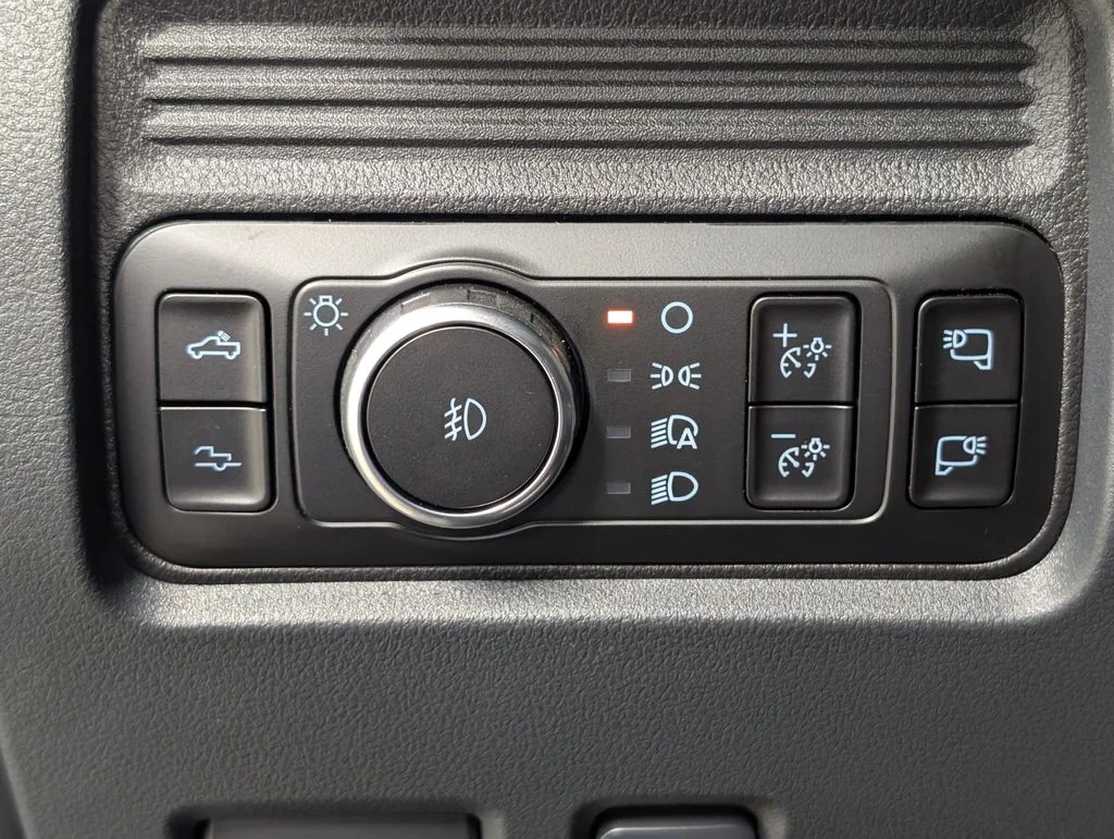New 2026 Carbonized Gray Metallic Ford F-250® Platinum® image 15