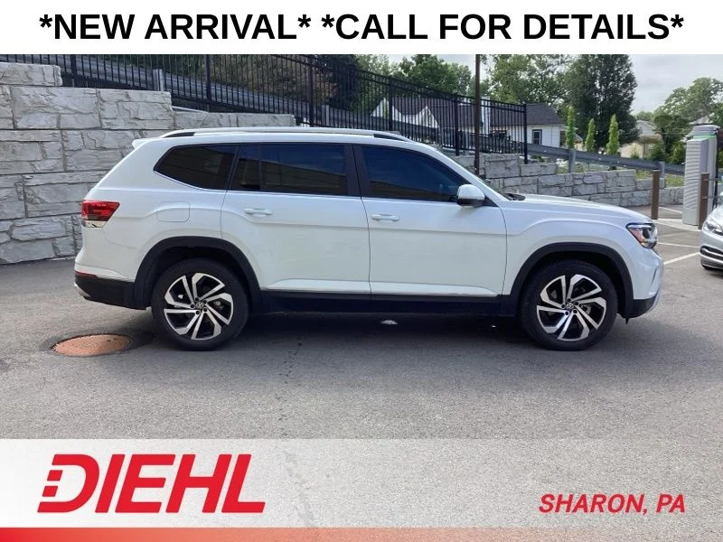 Used 2023 White Volkswagen SEL image 8