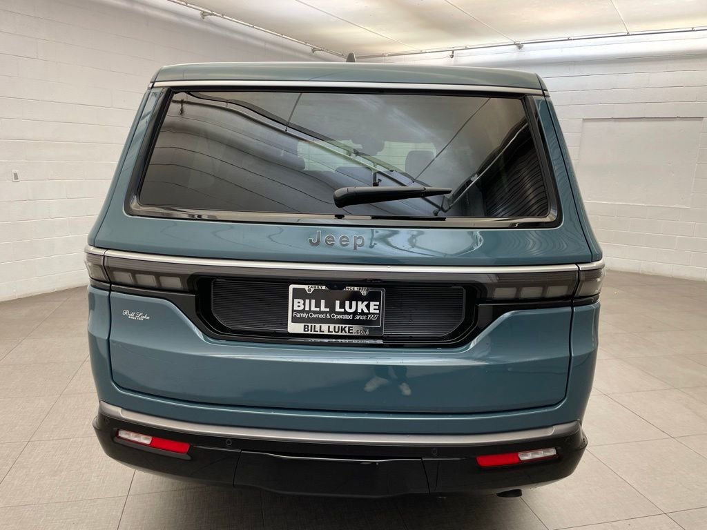 New 2026 Steel Blue Exterior Paint Jeep  image 5