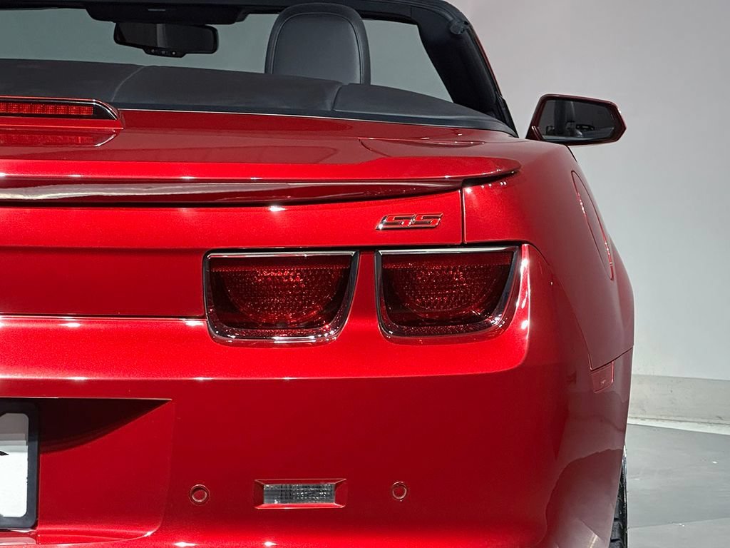 Used 2012 Crystal Red Tintcoat Chevrolet 2SS image 9