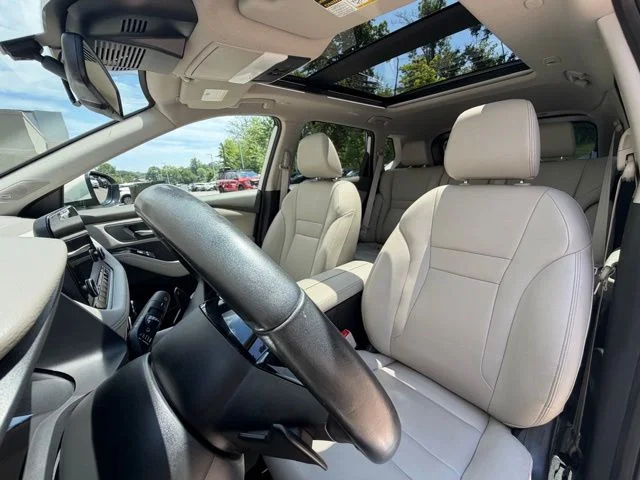 Certified Used 2023 White Nissan SL image 2