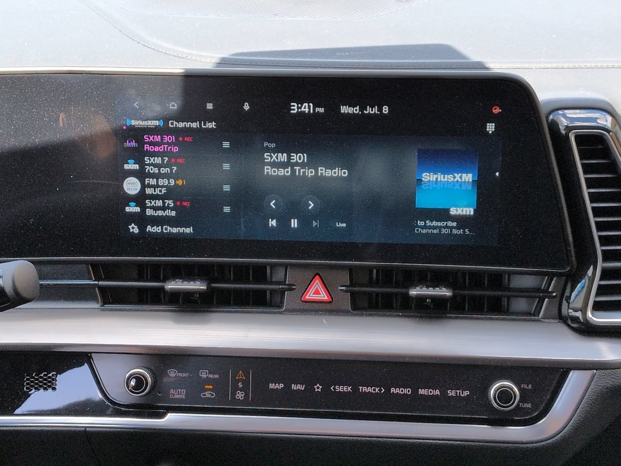 Used 2024 Glacial White Pearl Kia EX image 19
