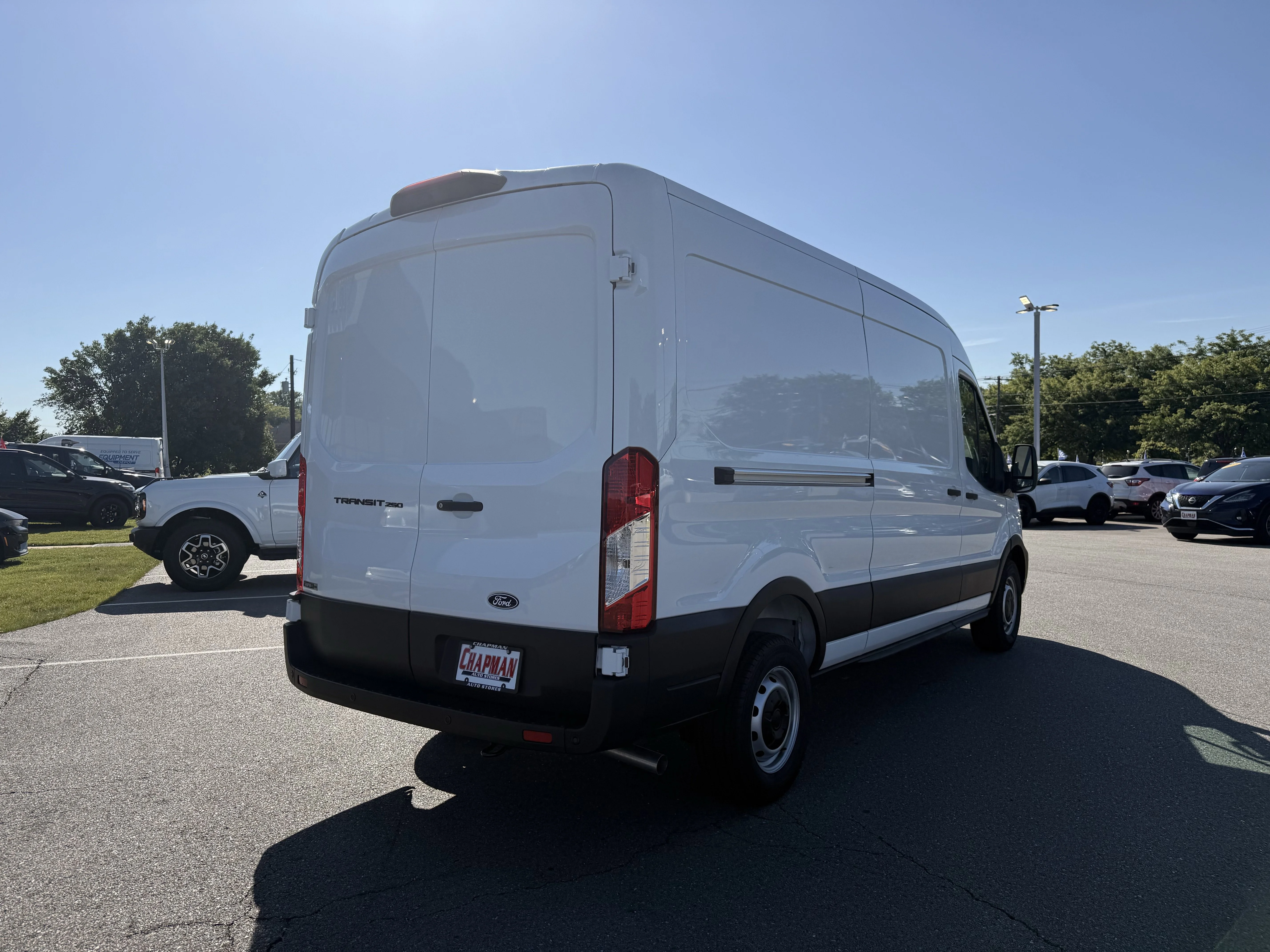 New 2026 Oxford White Ford Cargo Van image 7