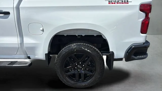 Used 2026 White Chevrolet LT Trail Boss image 37