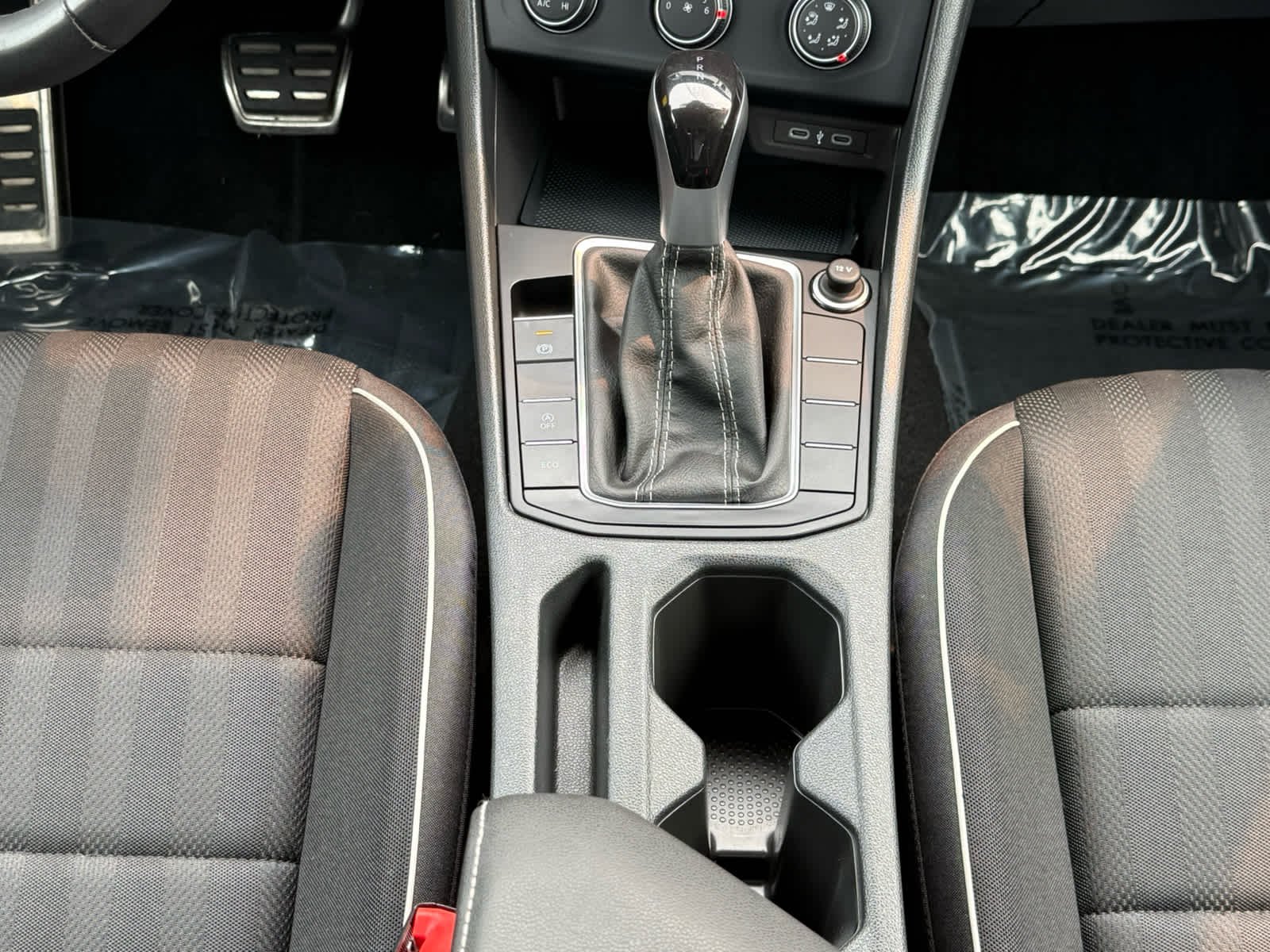 Used 2024 Pure White Volkswagen Sport image 26